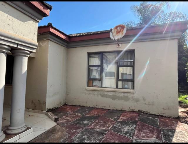4 BEDROOM HOUSE FOR SALE IN SIBASA